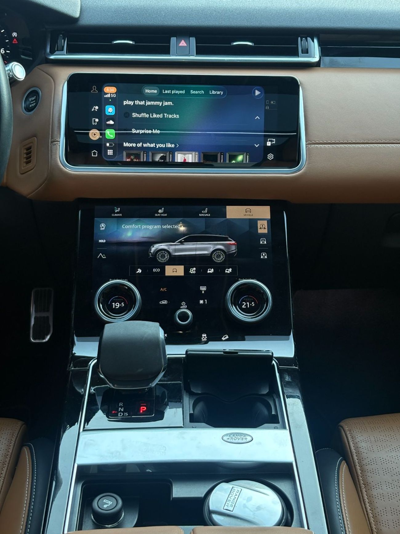 Land Rover Range Rover Velar P300 R-Dynamic HSE 2.0L RANGE ROVER VELAR P300 HSE R-DYNAMIC 3.0L TURBO A/T | 2021 | GCC SPECS | AED