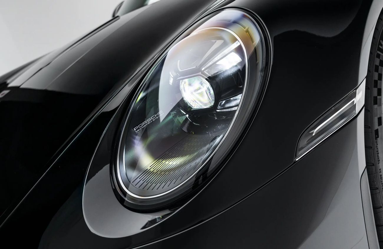 بورش 911 4.0L F-6 Naturally Aspirated Engine