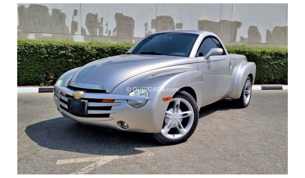 Chevrolet SSR CHEVROLET SSR 2004 5.3L IN BEAUTIFUL CONDITION FOR 85K AED