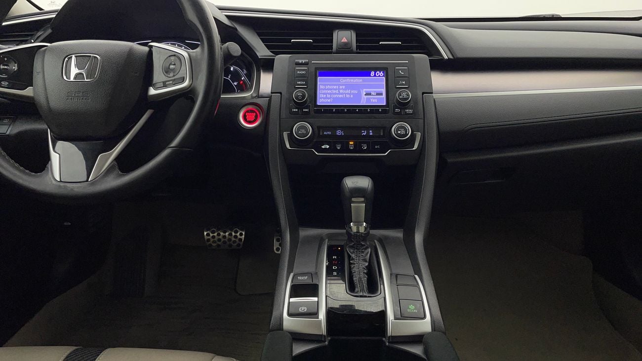 هوندا سيفيك LX SPORT 1.6 | بدون دفعة مقدمة | اختبار القيادة في المنزل