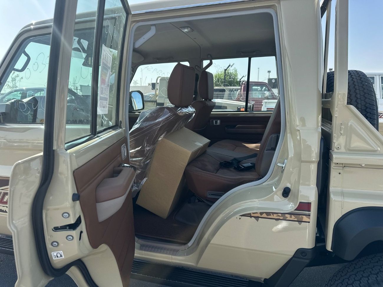 تويوتا لاند كروزر بيك آب