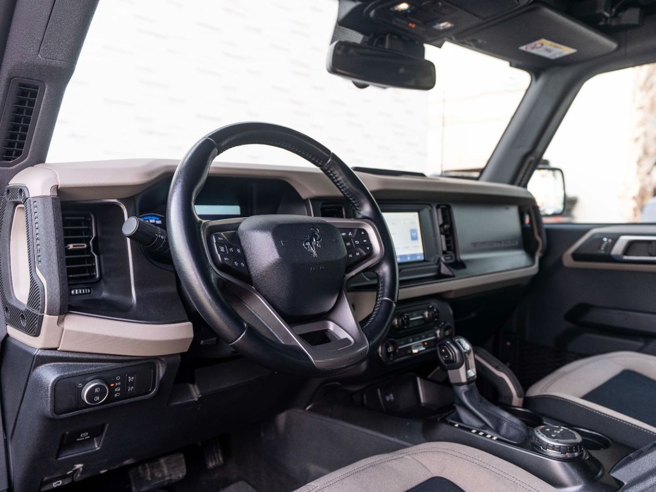 Ford Bronco Big Band 2.3L (5 Seater)