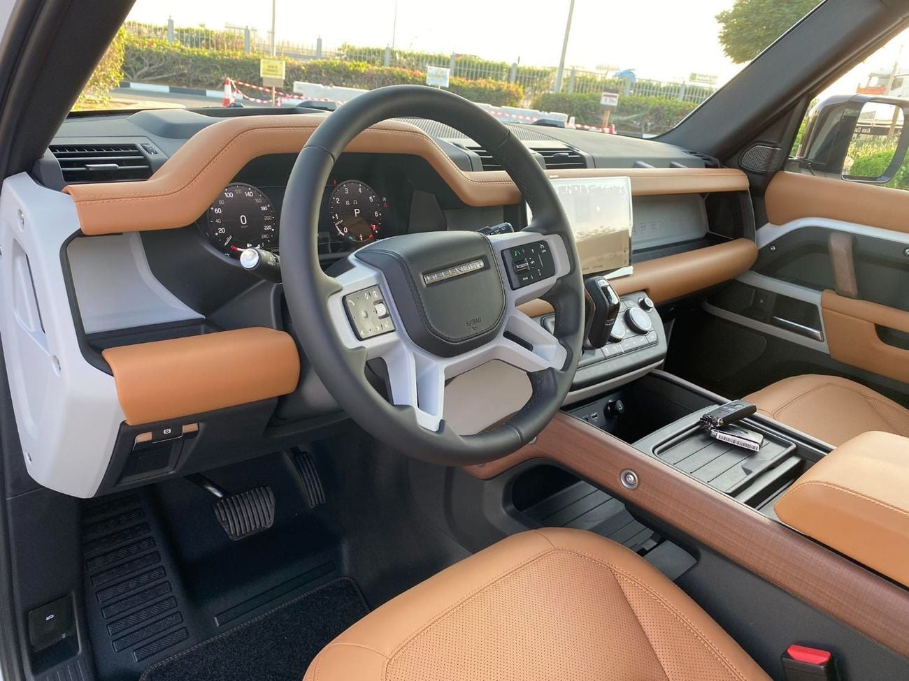 New Land Rover Defender GCC SPEC 22 INCH WHEEL UNDER WARRANTY AND ...