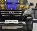 مرسيدس بنز ML 350 EXCELLENT DEAL for our Mercedes Benz ML350 4Matic ( 2011 Model ) in Black Color GCC Specs