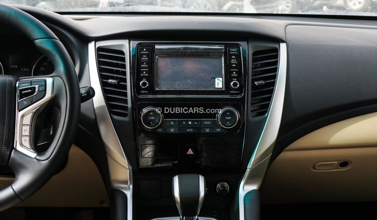 Mitsubishi Montero Sport 2019 3.0L | GCC specs 4x4 (Sunroof) | Brand New Export Price