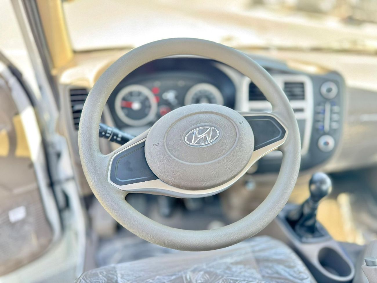 Hyundai H 100 Hyundai H100 2025 2.5L Diesel