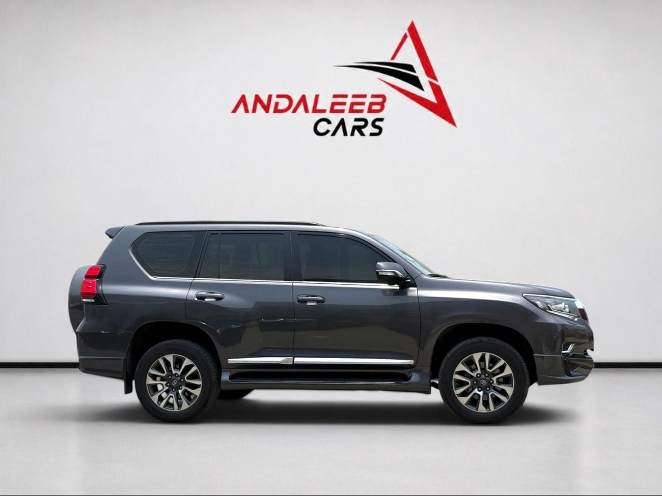 Toyota Prado VXR FULL OPTION | TOYOTA PRADO VXR | 4.0L V6 4WD | AGENCY WARRANTY TILL 2028 | 2023