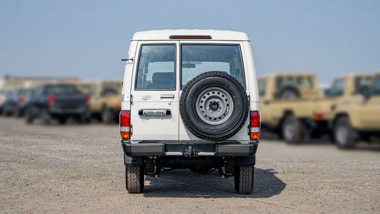 تويوتا لاند كروزر 70 4.2L DIESEL hard top 3 door