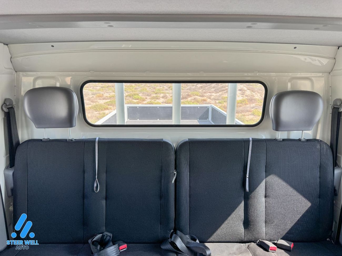 ميتسوبيشي فوسو كانتير 3.0L RWD Dual Cab Diesel Truck – Bare Chassis | White