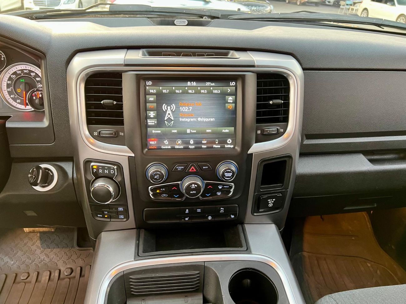 دودج رام فان Ram classic v6 warranty one bank financie available