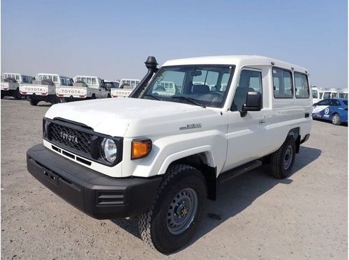 Toyota Land Cruiser 70 2024 Toyota Land Cruiser LC78 3-Door Hardtop 4.2L V6 Diesel M/T 4x4 Only For Export