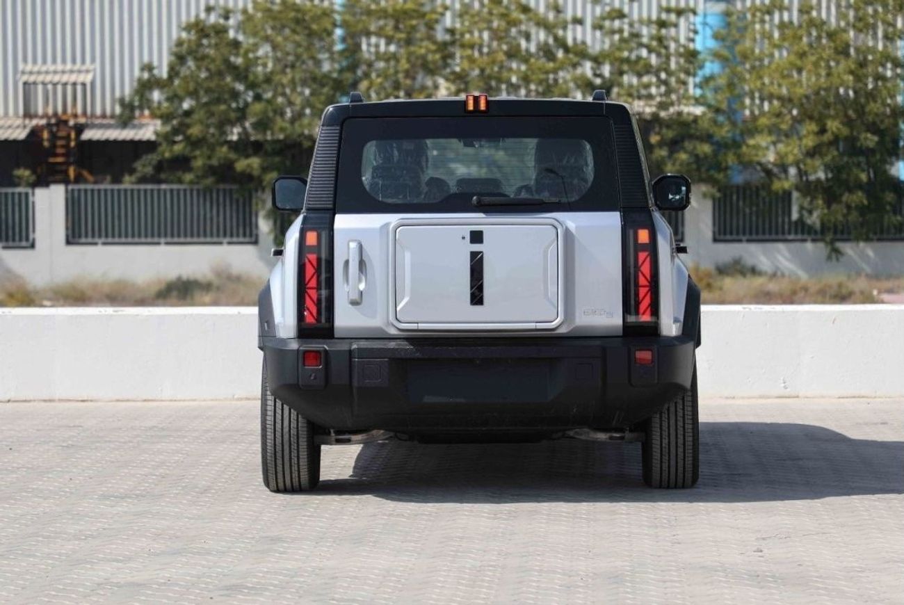 Chery iCar 03 2024 ICAR EQ3 V2 Long Range - Silver inside Green | Export Only