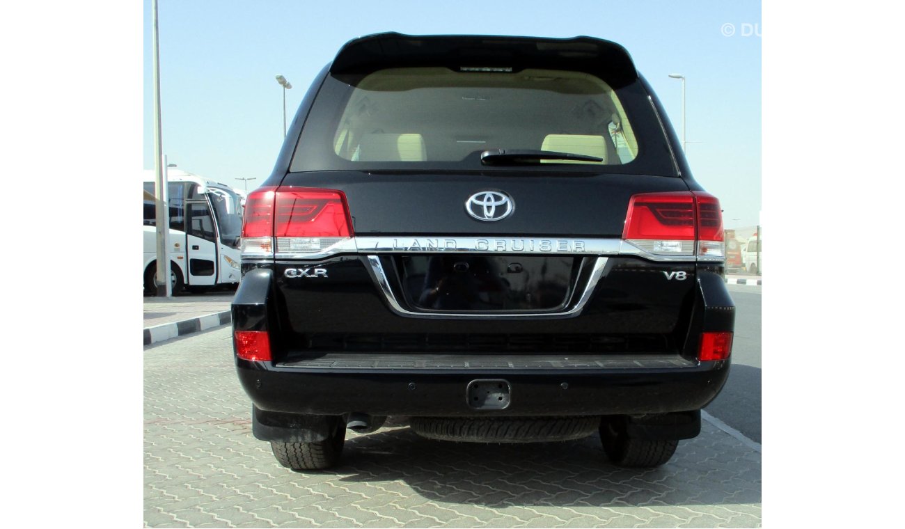 تويوتا لاند كروزر 4.5L Diesel GXR 8 Exclusive Auto