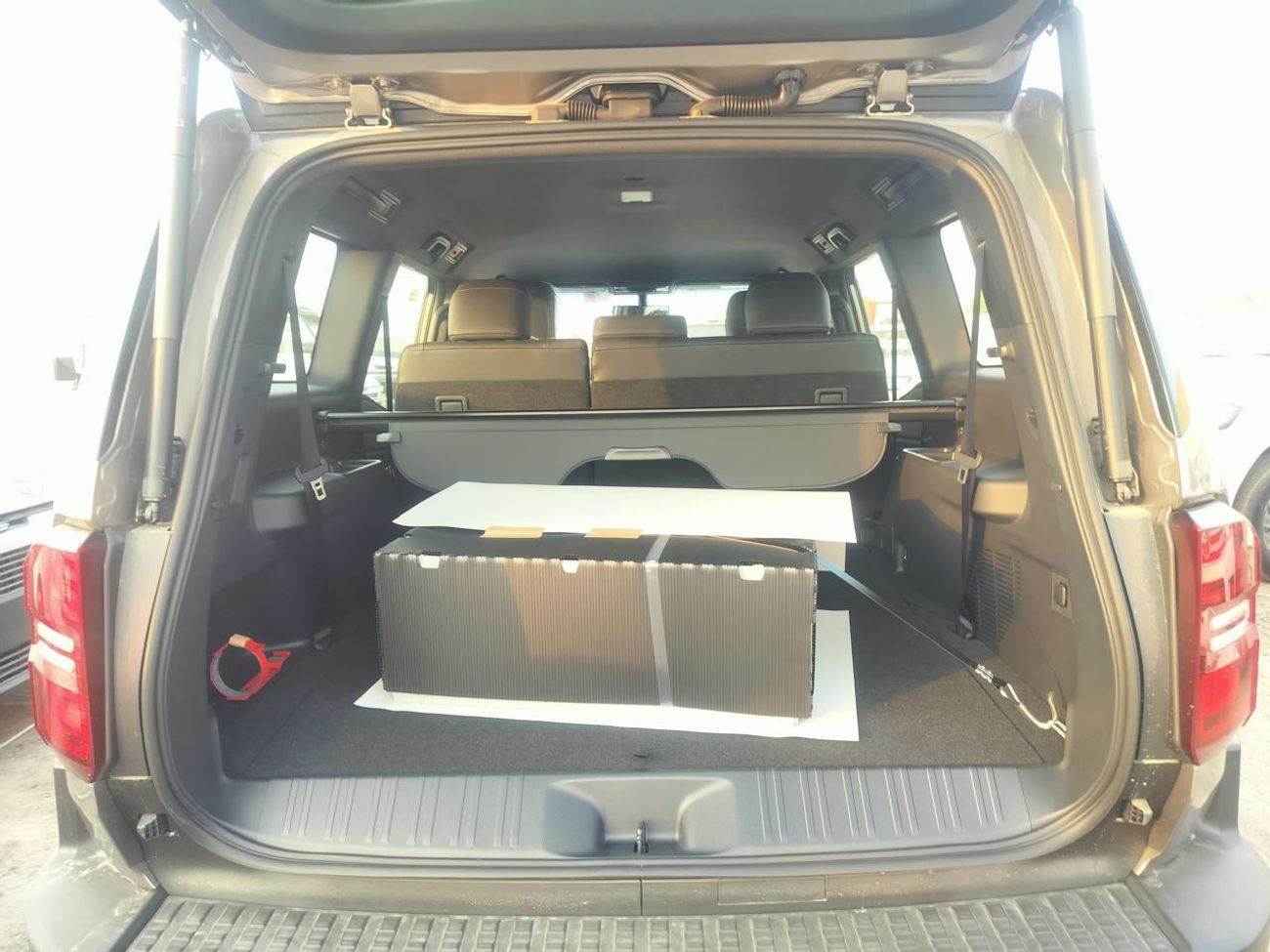 تويوتا برادو Toyota Prado Limited Petrol 2.7L 2025