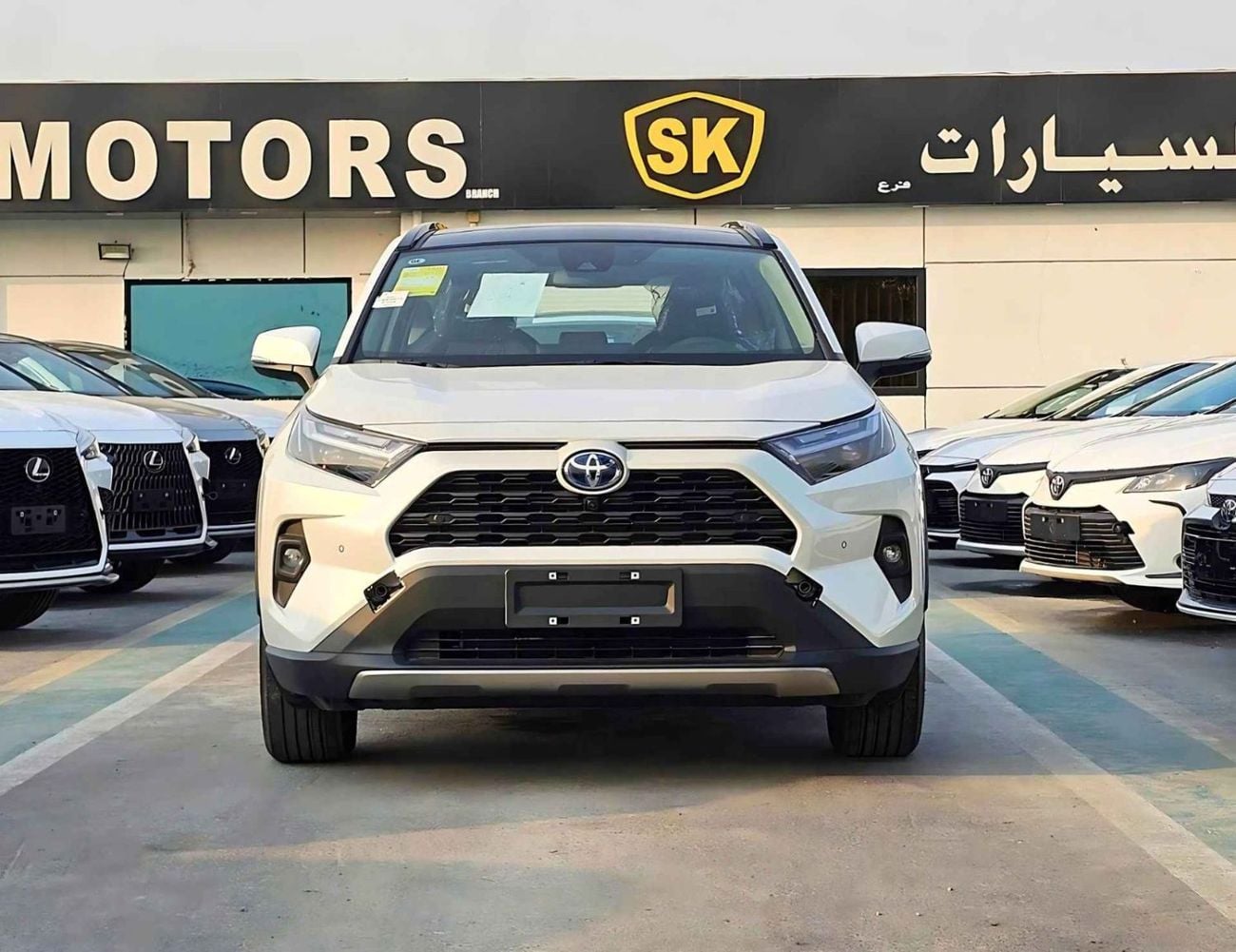 تويوتا راف ٤ HYBRID ELITE PLUS E-CVT/ 2.5L V4 4WD / PANORAMIC ROOF / POWER SEATS (CODE # RHEP4)