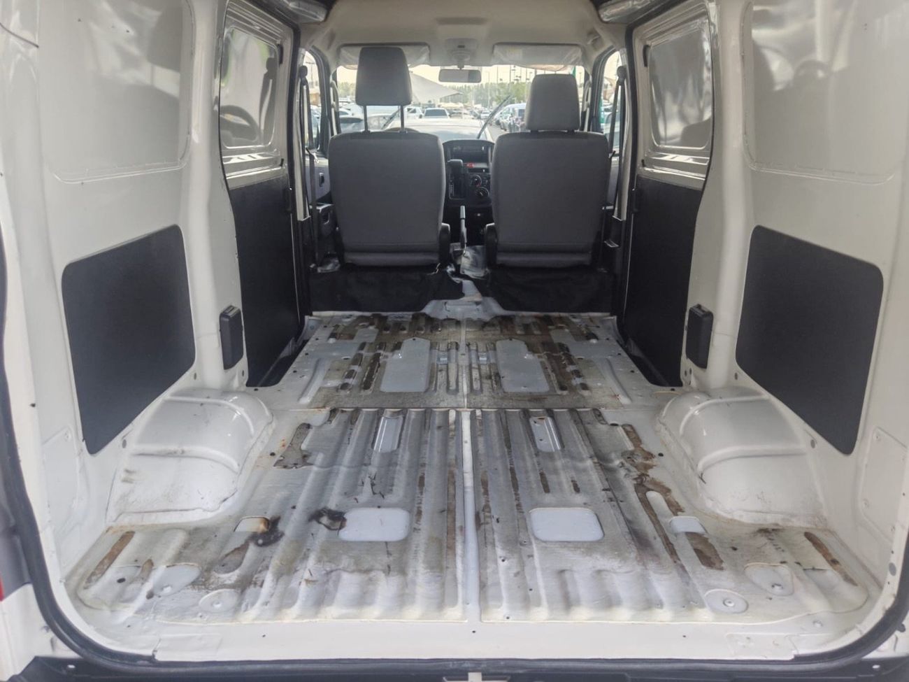 تويوتا لايت آيس Toyota Lite Ace 2024 (1.5L Full Automatic) Van petrol,