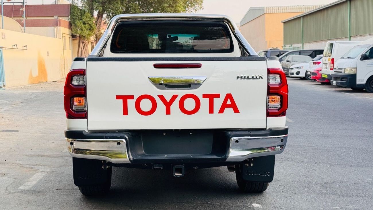 تويوتا هيلوكس -