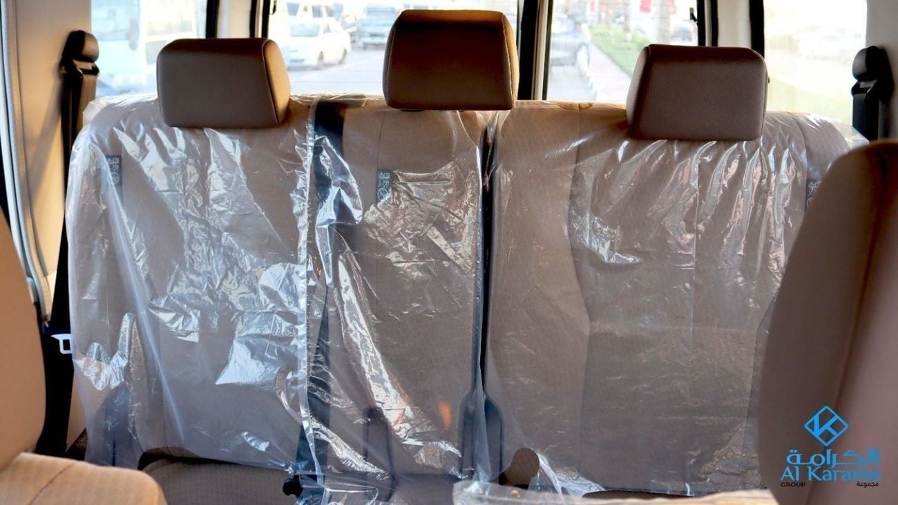 Toyota Land Cruiser 70 Diesel VDJ 4.5L V8 (5 Doors) 2024 SCREEN AND CAMERA , POWER WINDOW AND CENTER LOCK ,