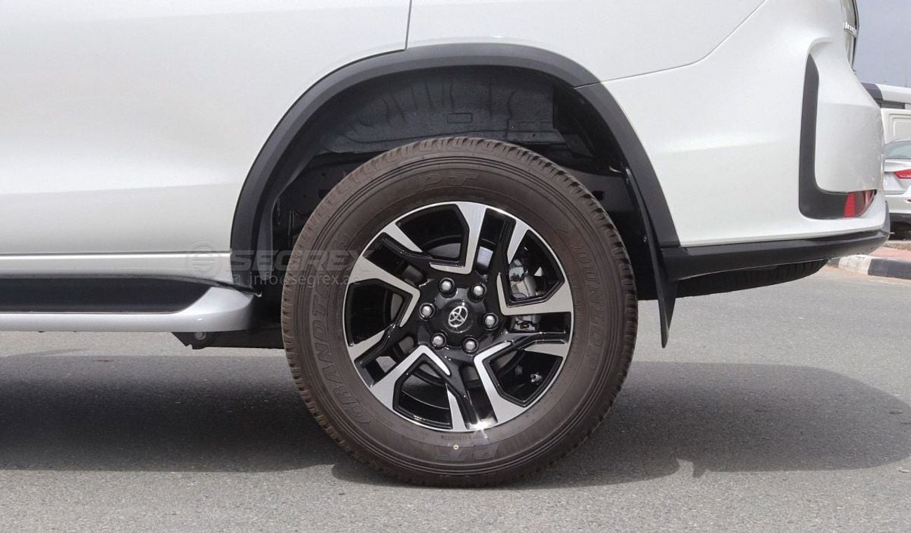 Toyota Fortuner 2025 Model Toyota Fortuner Legender, 4.0L Petrol 4WD 6A/T