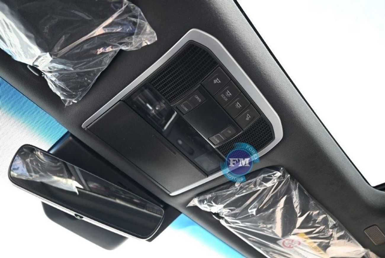 تويوتا لاند كروزر 300 VXR 3.5L Petrol 7 Seater Automatic