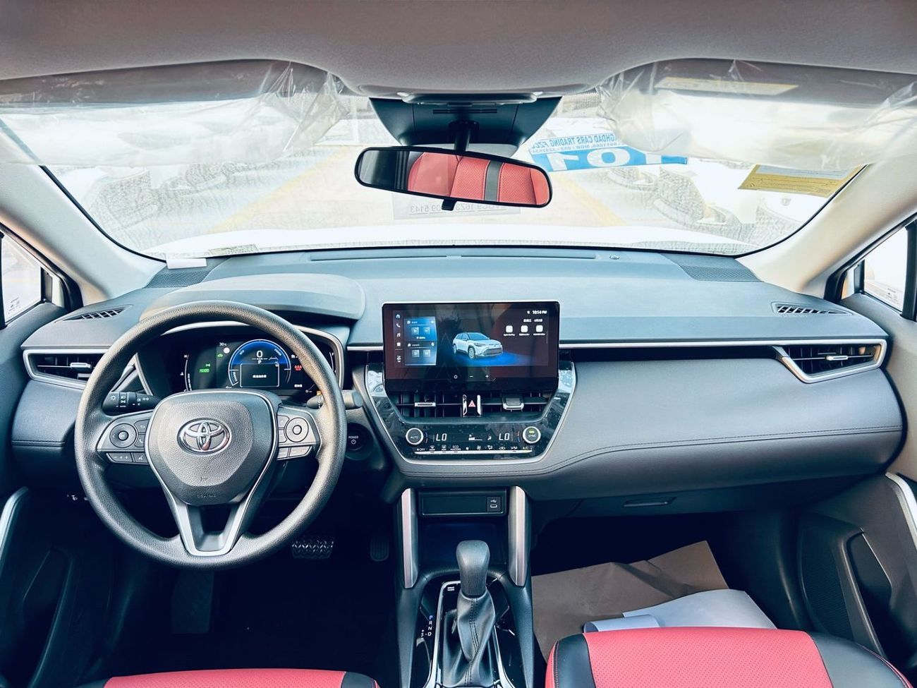 تويوتا فرونتلاندر Fully Loaded - Leather seats with 2 ton colors - Electrical Driver Seat - 5 seaters - LED lights ( F