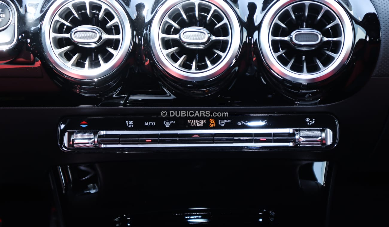 Mercedes-Benz CLA 200 AMG | 2021 - Brand New