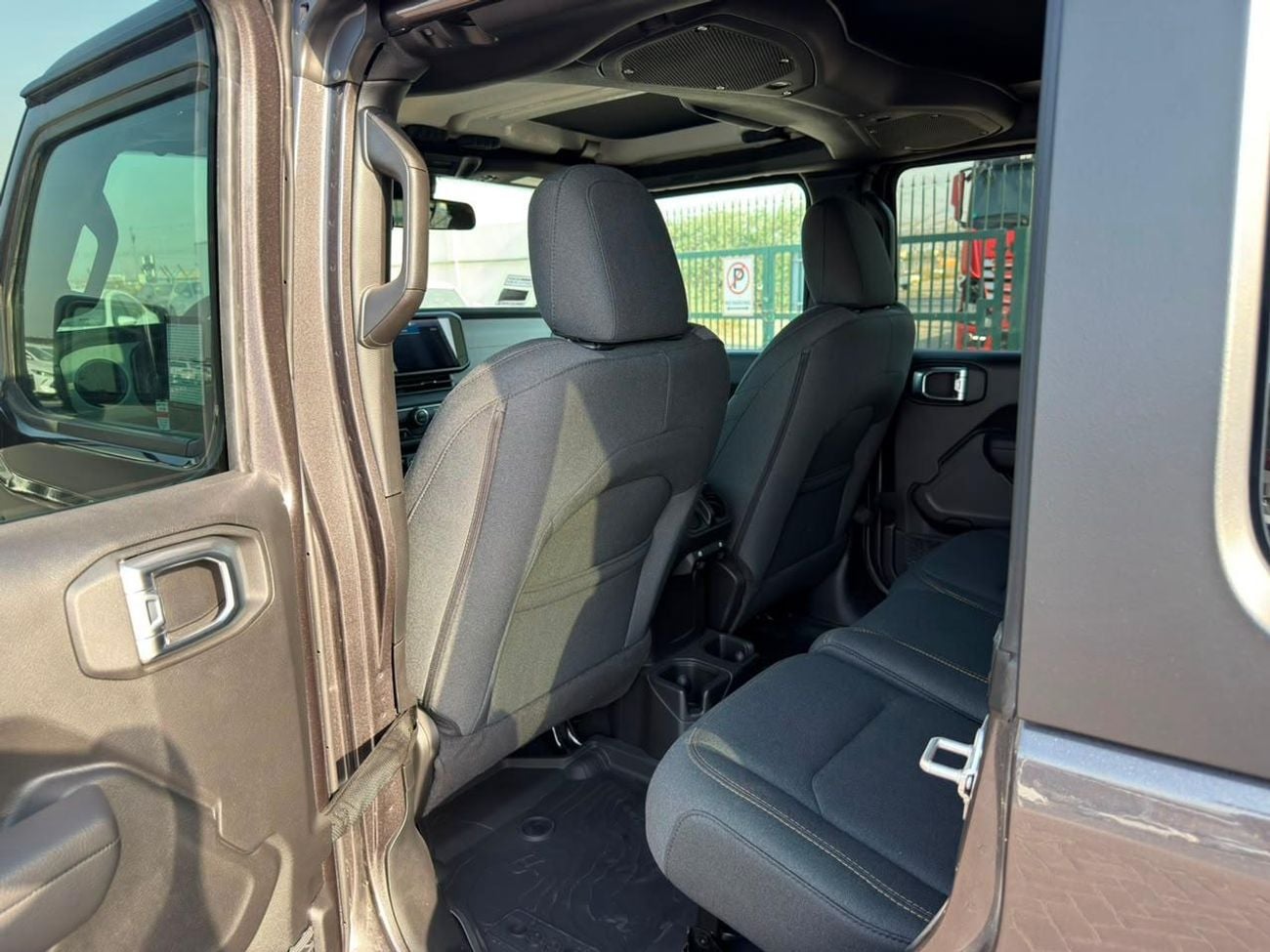 Jeep Wrangler SPORT 2.0L Petrol 2024 Export Price @ 125,000 AED