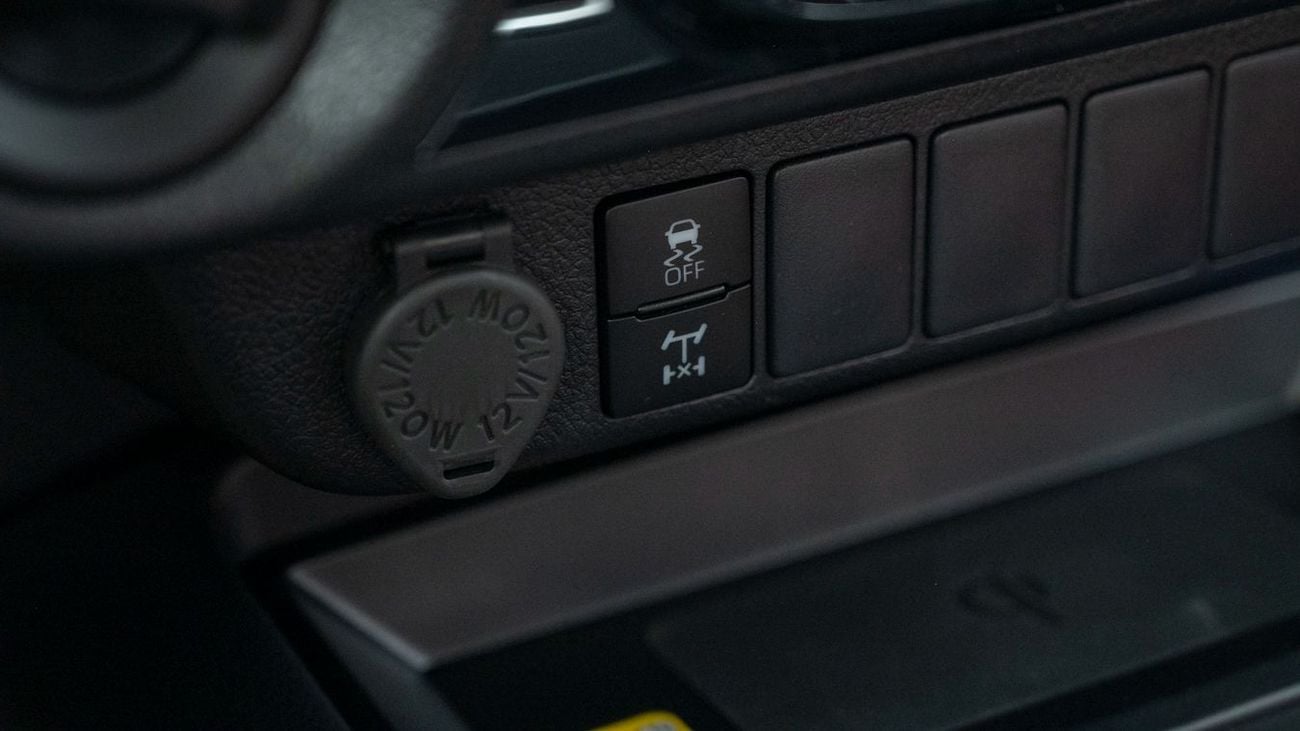 Toyota Hilux TOYOTA HILUX 2.8 HIGH -2026YM