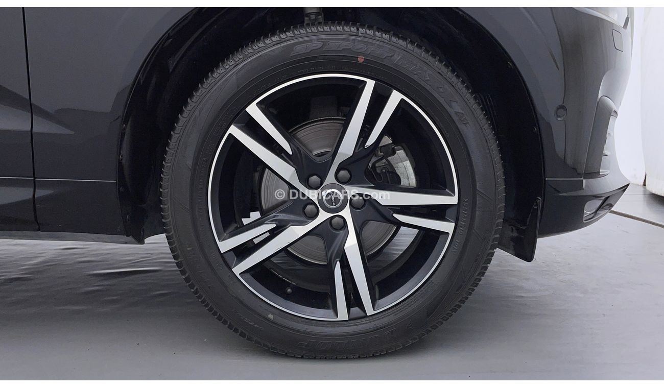 Volvo XC60 T5 R DESIGN 2 | Zero Down Payment | Free Home Test Drive