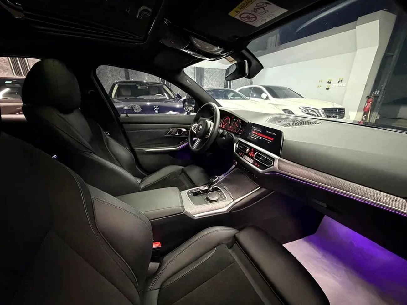 BMW 320i Exclusive 2.0L