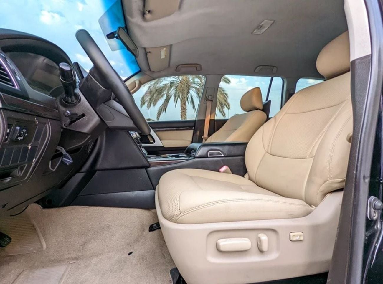 Toyota Land Cruiser GXR Toyota landcruise 2009 Model Facelifted 2025 GXR 4.0L V6 petrol Engine Colour Black push start Trans