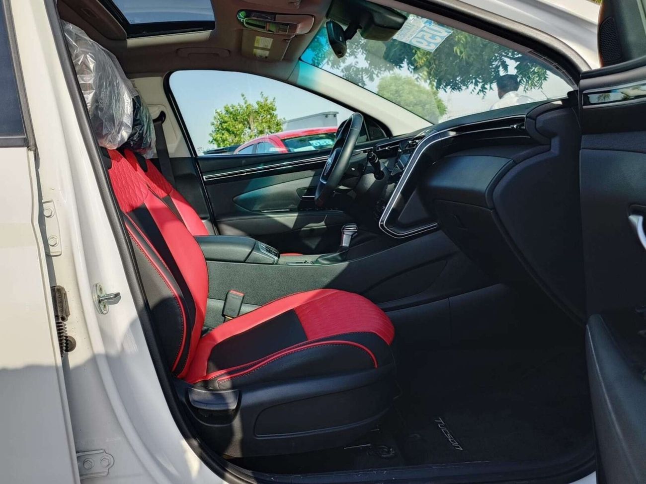 Hyundai Tucson /SEL LIMITED AWD/LOW MILEAGE/ELECTRIC/LEATHER/HEATING SEATS SUNROOF/DVD/RADAR/BUTTON START/LOT#57476