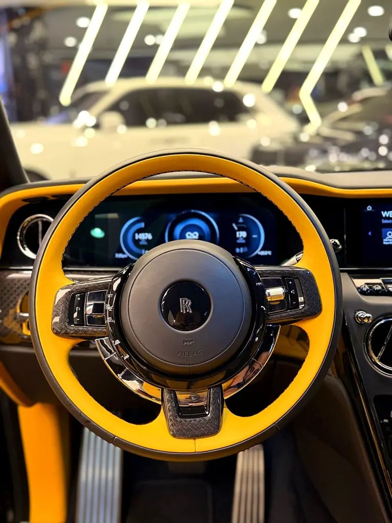 Rolls-Royce Cullinan BLACK BADGE MINT CONDITION