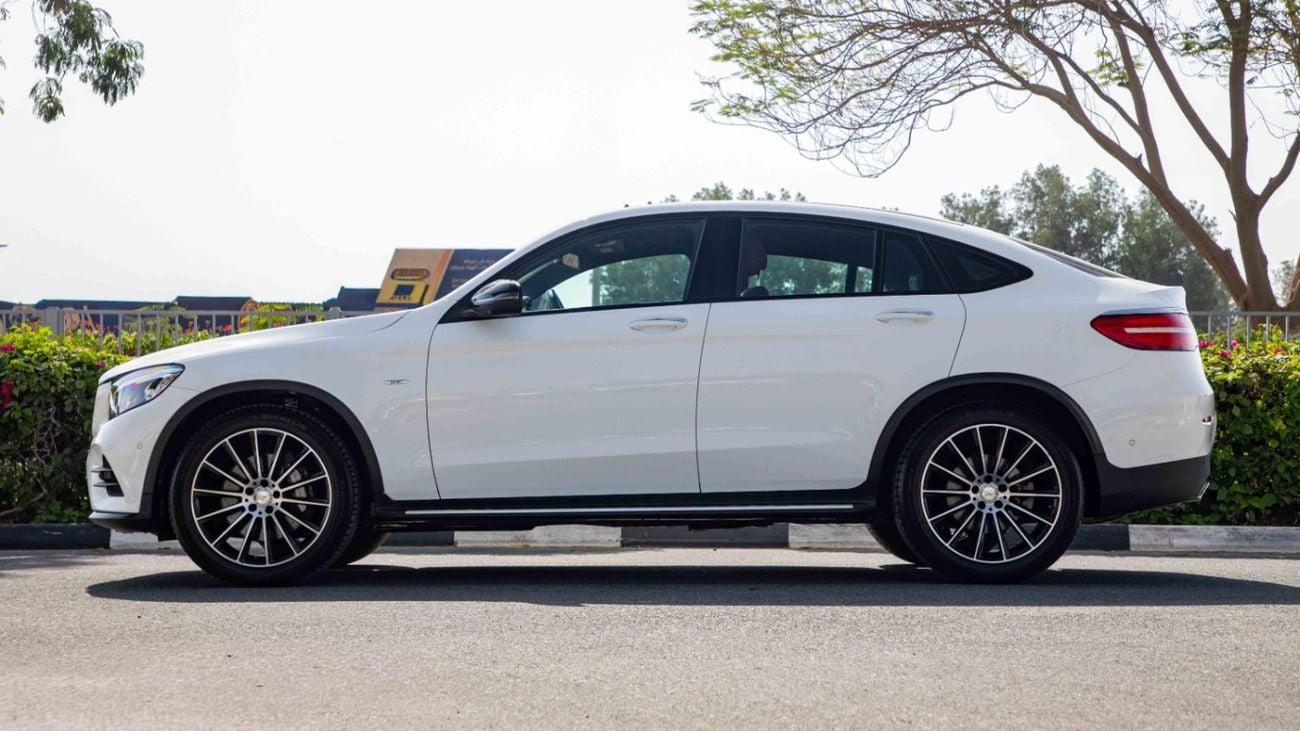 Mercedes-Benz GLC Coupe 250 AMG 4Matic | 2017 | GCC Specs
