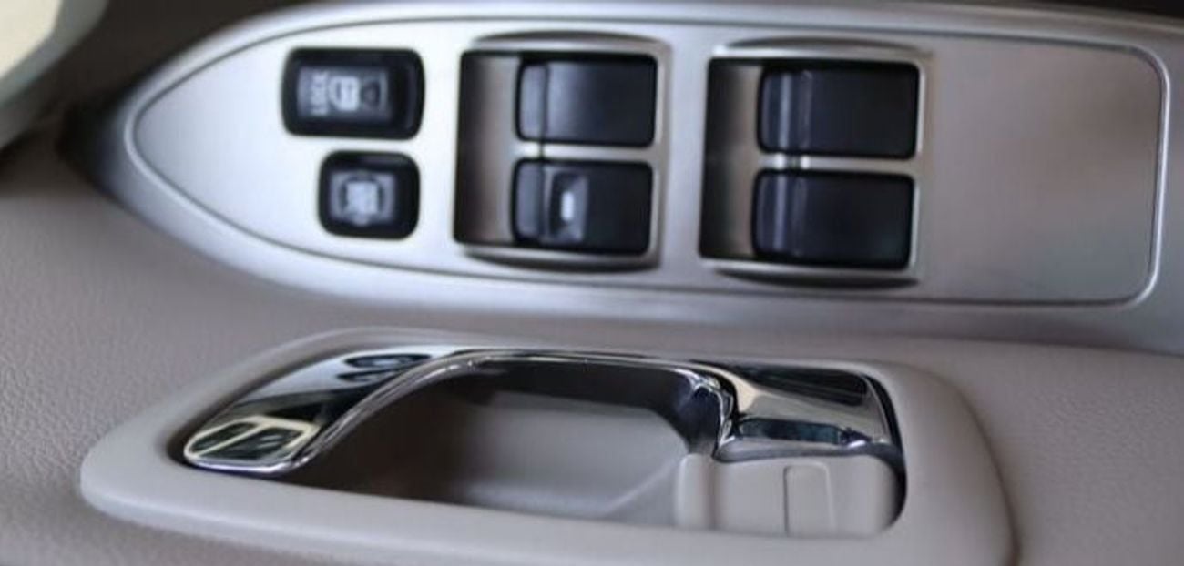 ميتسوبيشي باجيرو ميتسوبيشي باجيرو 2020- خليجى - بدون حوادث -  3.8L - (6)V -عدد7مقاعد - بحاله ممتازه