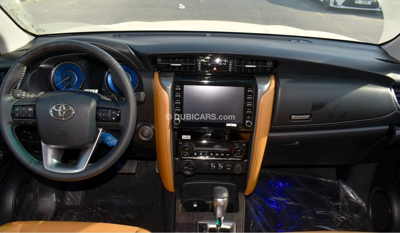 تويوتا فورتونر 4.0 SR5 V6