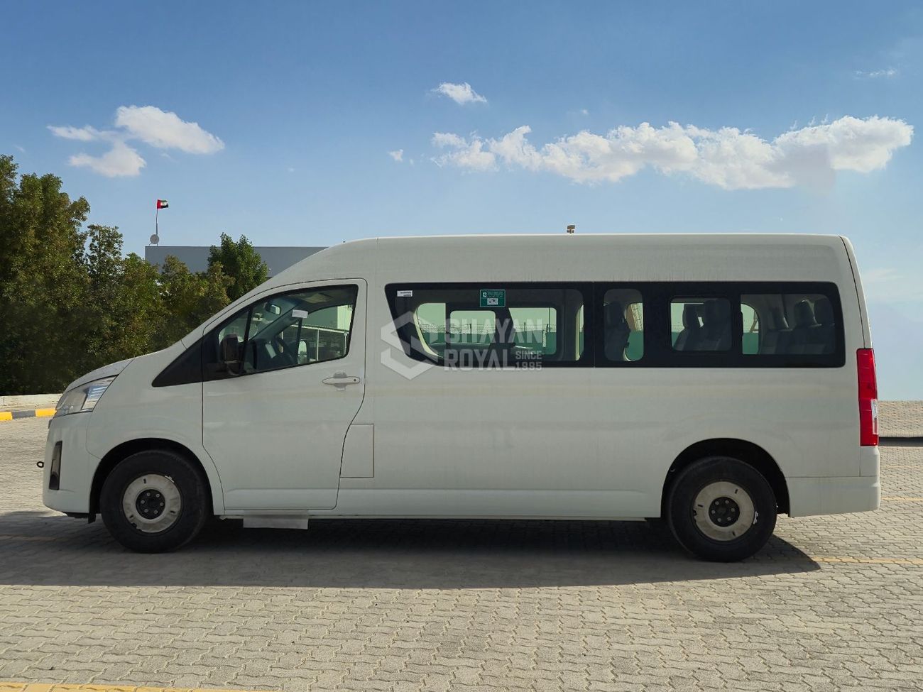 Toyota Hiace 3.5L PETROL V6 GL AT 13-SEATS RWD 2026MY