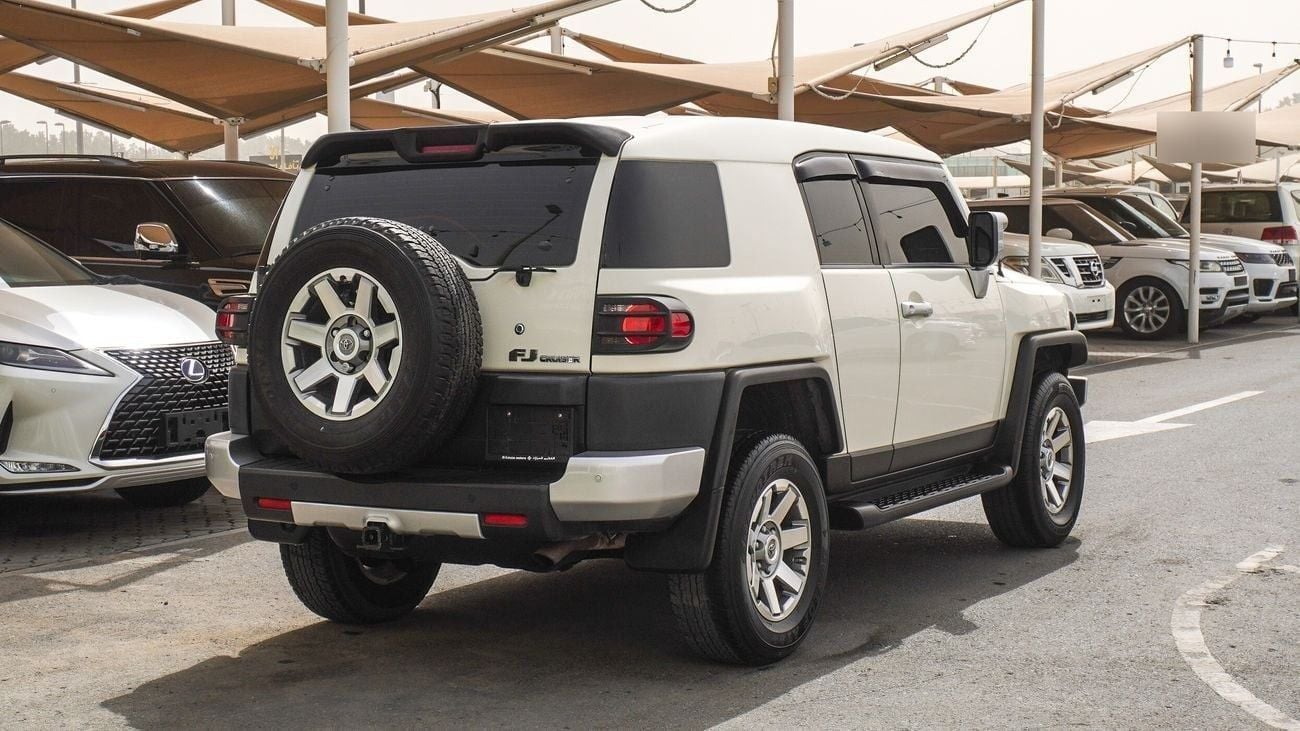 تويوتا إف جي كروزر