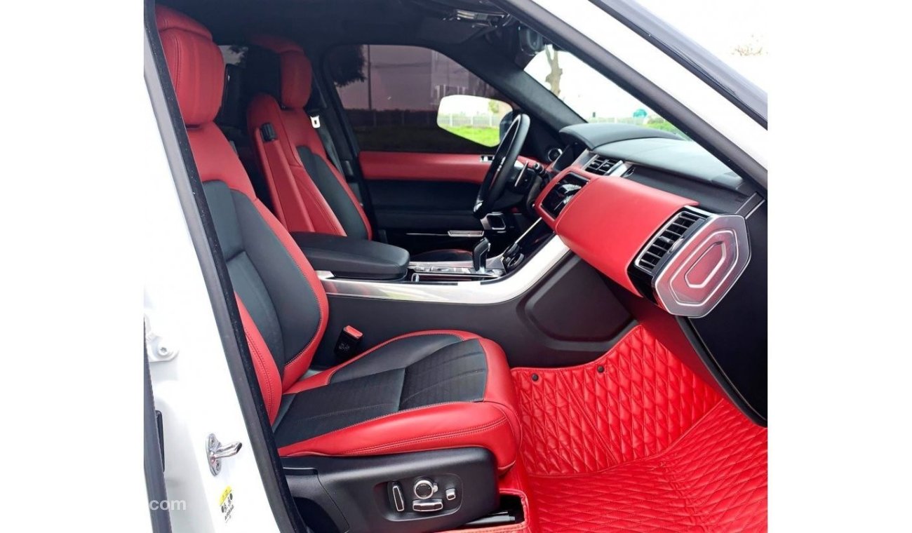 Land Rover Range Rover Sport P525 - German Specification - Fully maintained by German Express - Brand New Condition