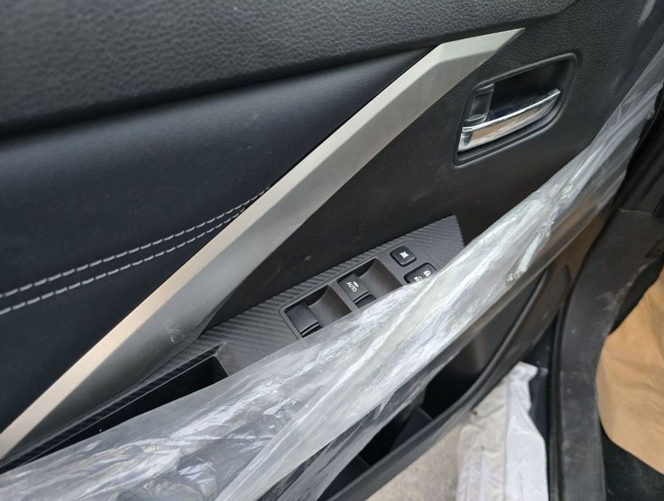 Mitsubishi Xpander Cross 1.5L PETROL A/T