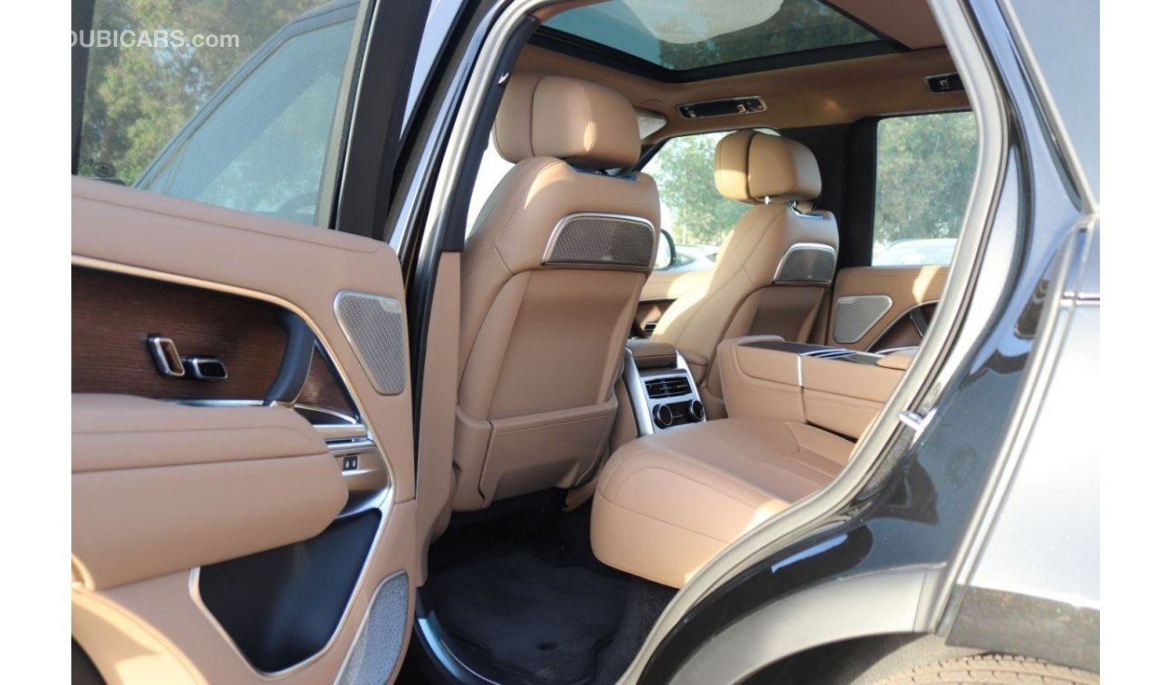 لاند روفر رينج روفر 5.0L PETROL, V8, SUV, 4WD, LEATHER SEATS, 5DOORS, 360 CAMERA, RADAR,GCC SPECS