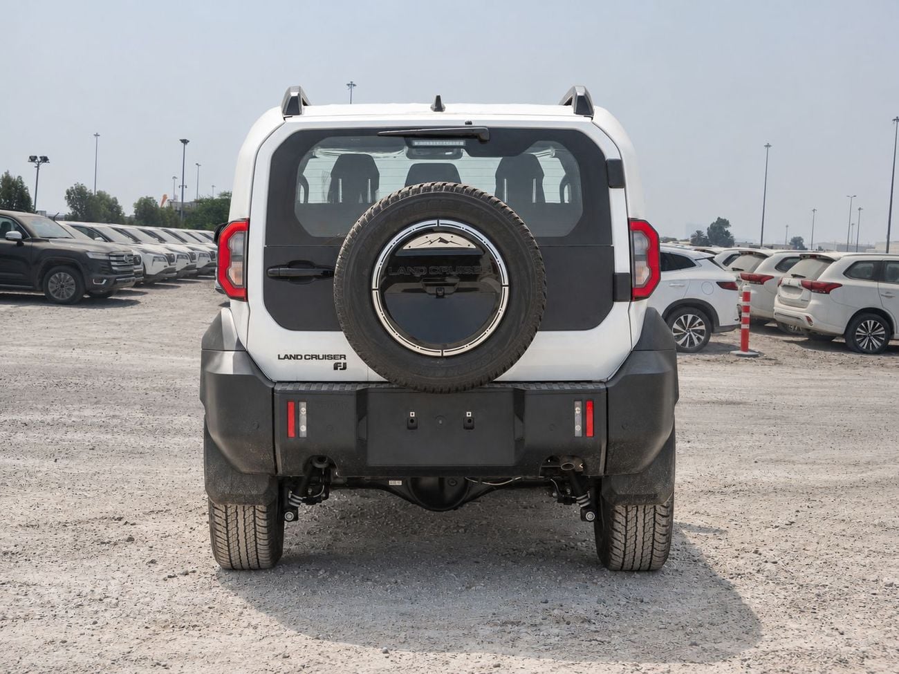 Toyota FJ Cruiser ECTAV0137 - 2027 Toyota FJ Cruiser - 2.7L Petrol Auto - White