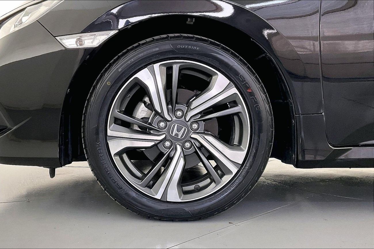 جيب جراند شيروكي Limited | عرض العيد الحصري | خالية من أضرار الفيضانات