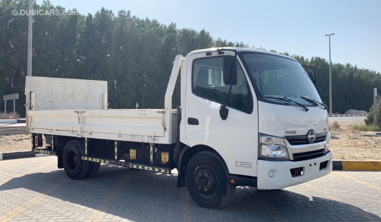 Hino 300 2015 with Jack Ref#674