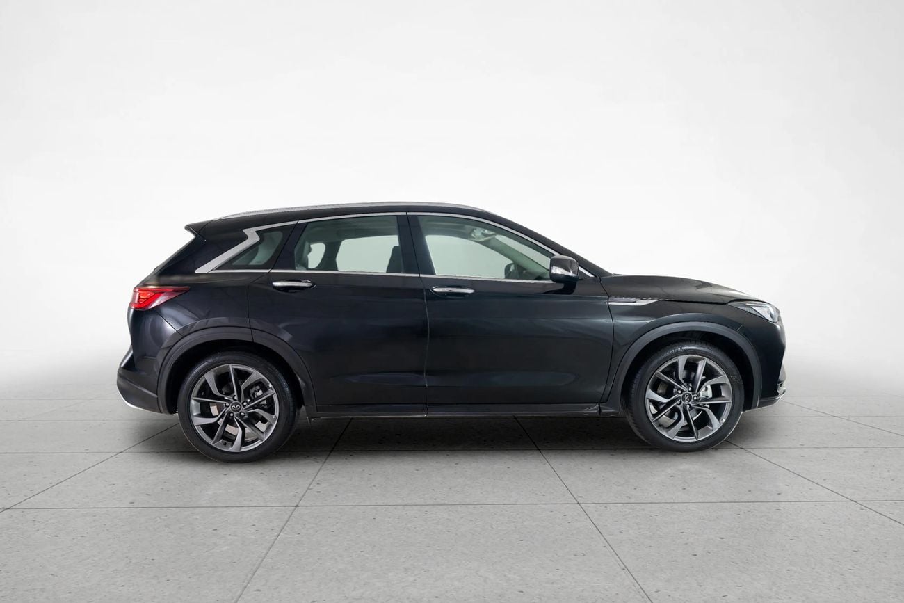 إنفينيتي QX50 LUXE 2.0