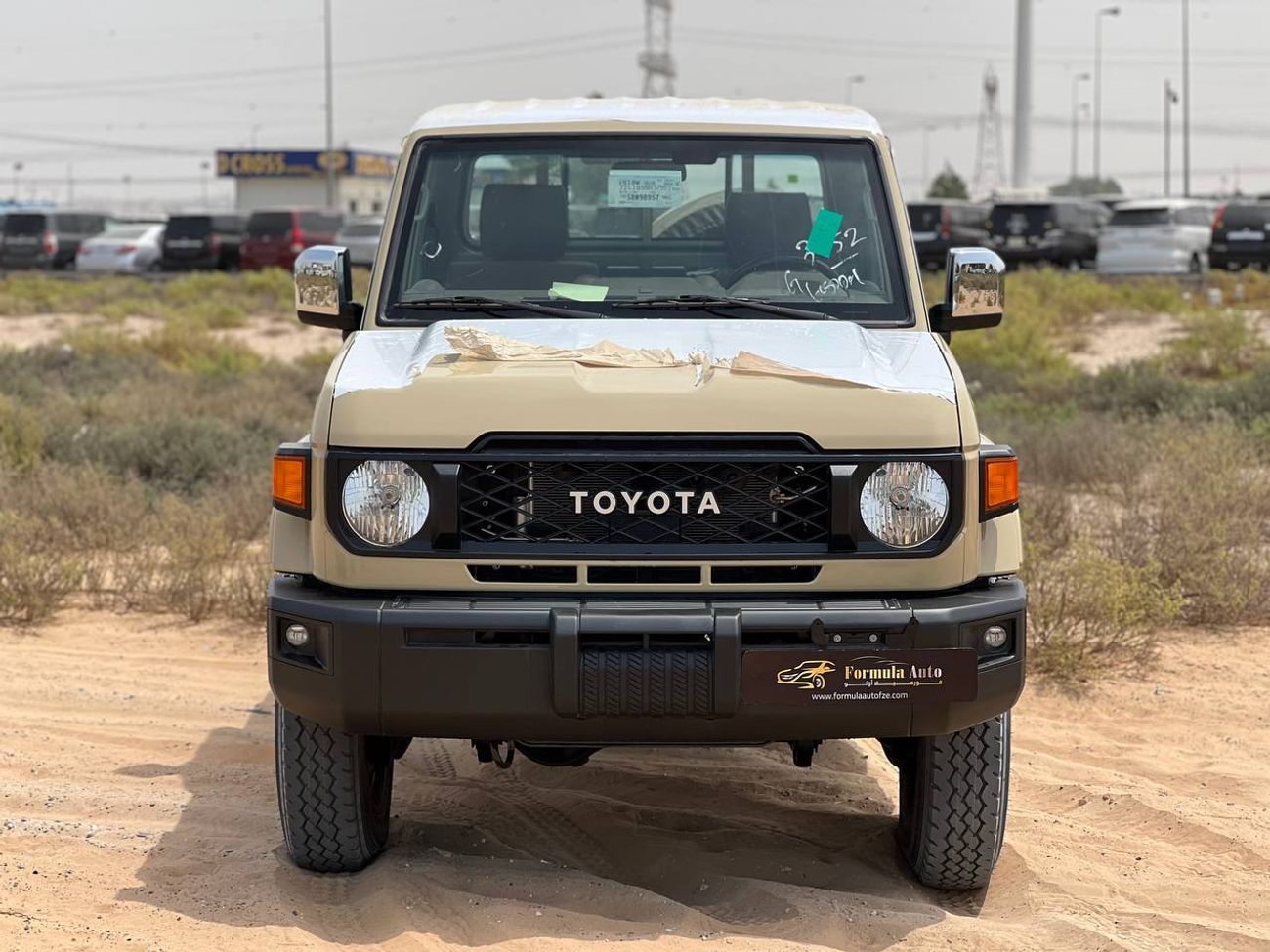 Toyota Land Cruiser Pick Up LC79 S/C 4.0L PTR A/T //2025// MID OPTION WITH WINCH , DIFF LOCK , DVD&BACK CAMERA , CRUISE CONTROL