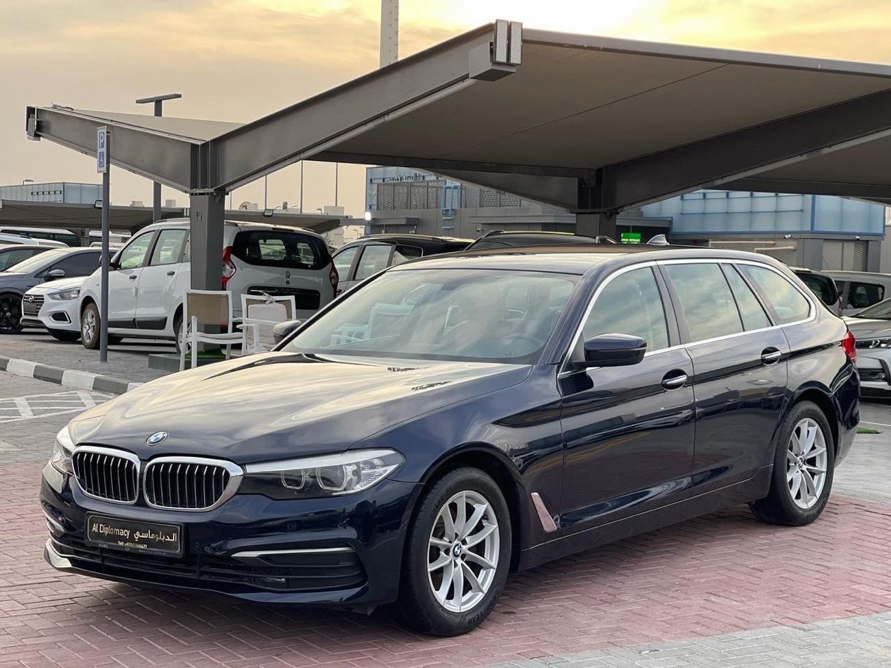 BMW 520i Std 2.0L