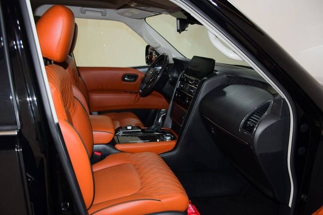 Nissan Patrol SE PLATINUM CITY, миниатюра 17
