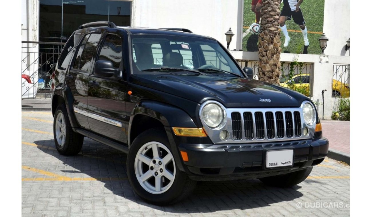 جيب شيروكي Limited 3.7L in Very Good Condition