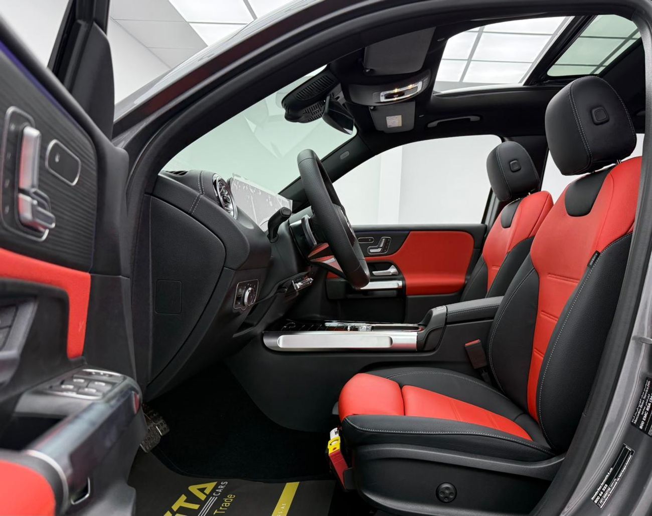 Mercedes-Benz GLB 200 2026 Mercedes Benz GLB200, 2030 Mercedes Warranty, Delivery Km, 7 Seater, GCC